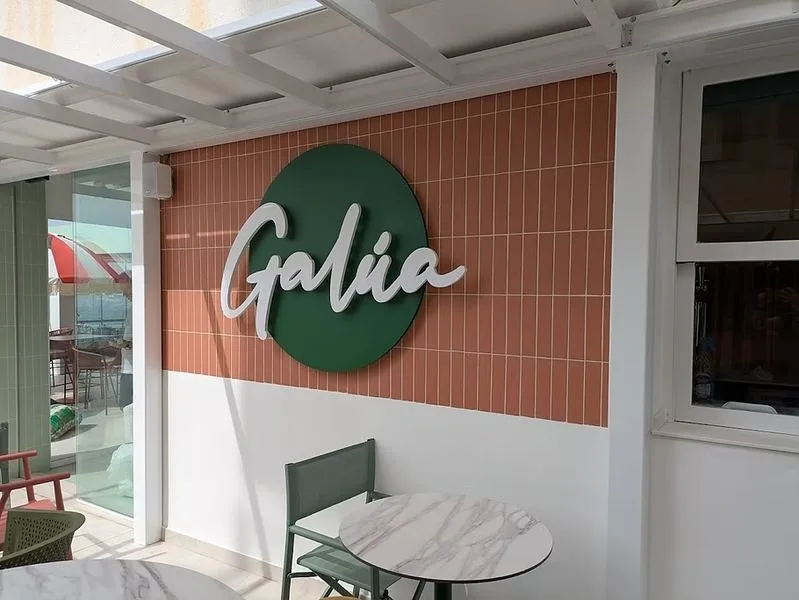 Lettering corpóreo realizado por Logovisión